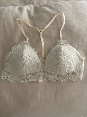 aerie Ivory Floral Lace Bralette